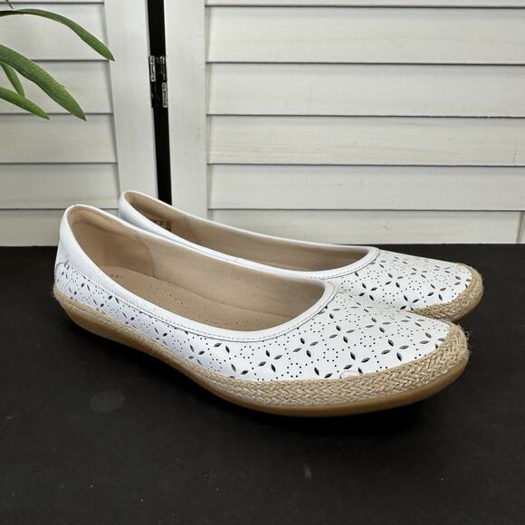 Clarks Collection 8.5 W Danelly Art White Lasercut Espadrille Ballet Flat‎ Shoes - Picture 2 of 9